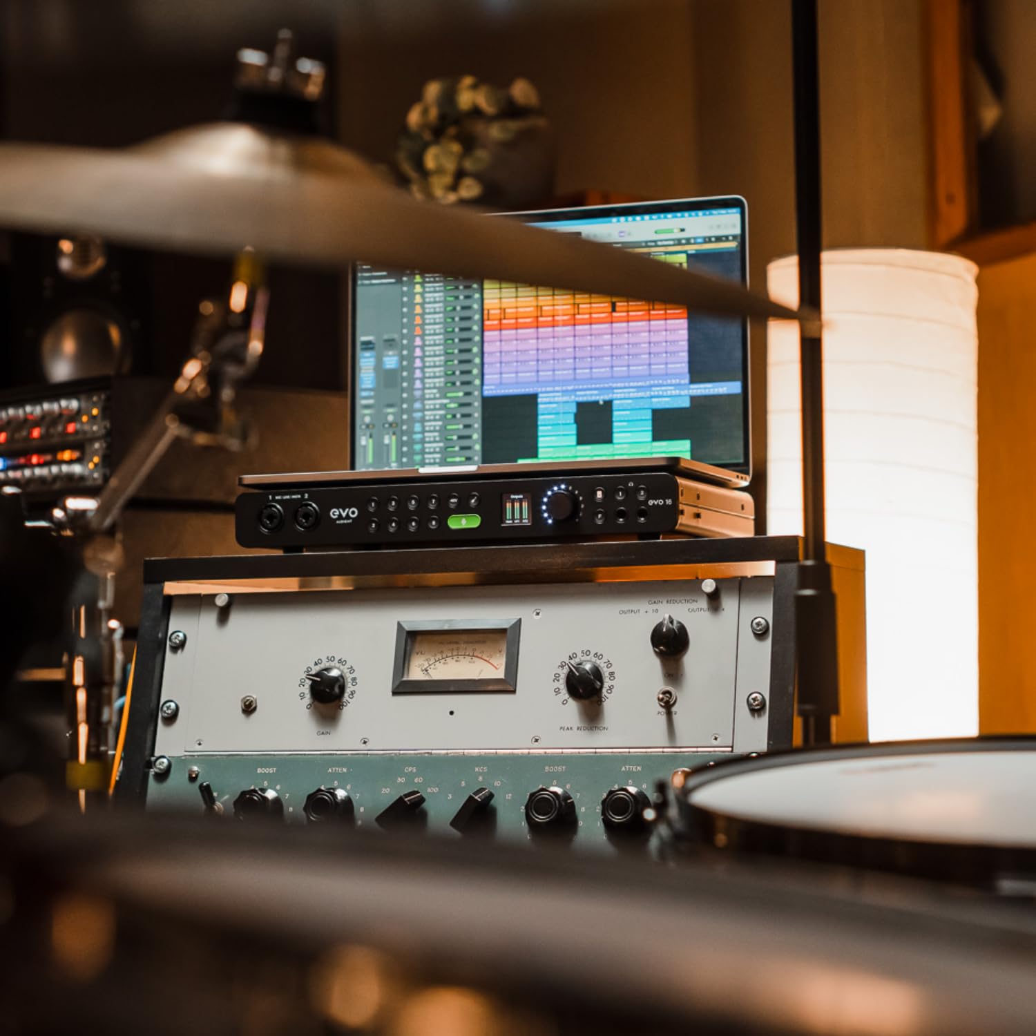 Audient EVO 16 USB-C Audio Interface – 24 In / 24 Out Smart Audio Interface with ADAT, Loopback & Dual Smartgain