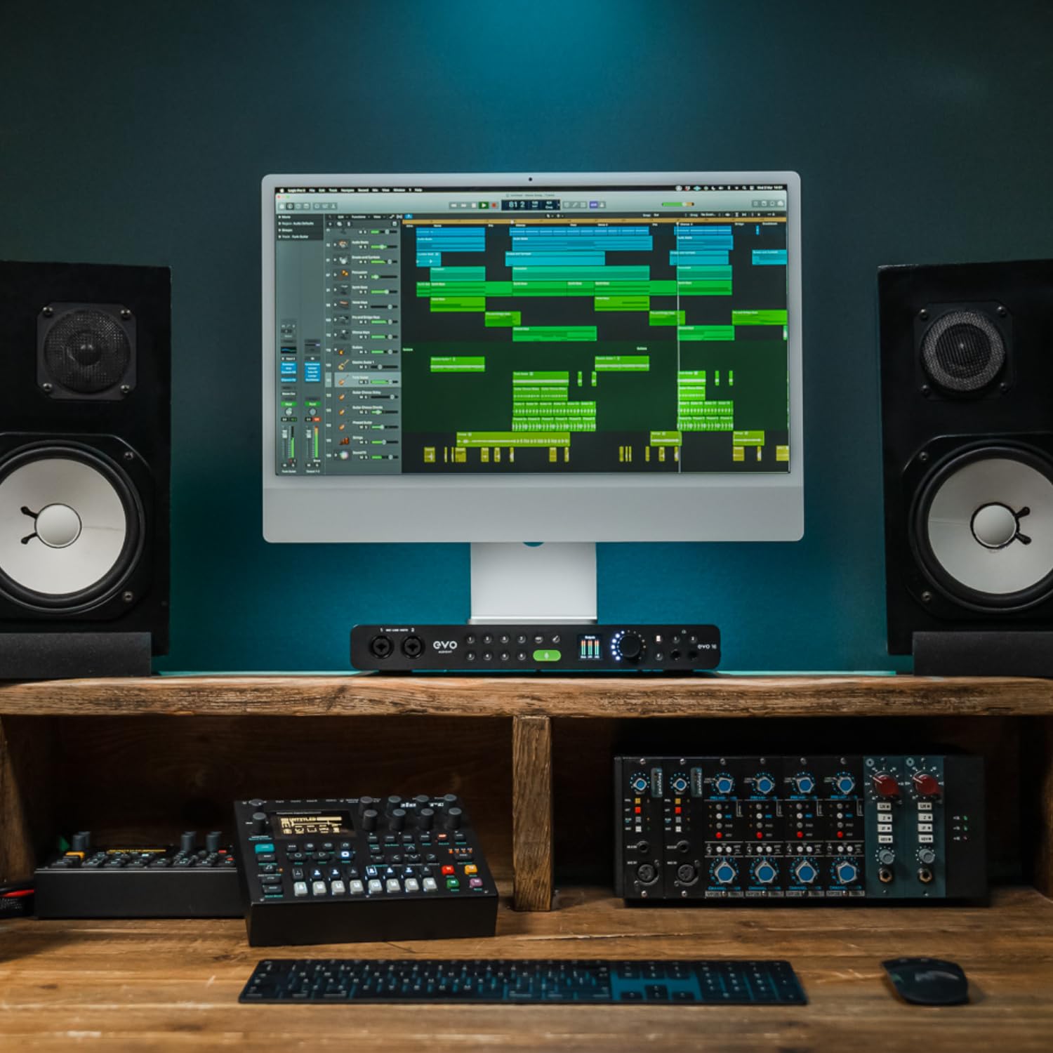 Audient EVO 16 USB-C Audio Interface – 24 In / 24 Out Smart Audio Interface with ADAT, Loopback & Dual Smartgain