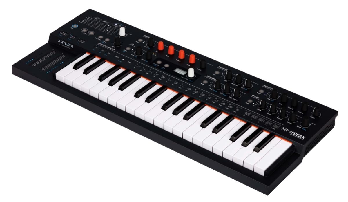Arturia MiniFreak Polyphonic Hybrid Synthesizer: Dual Digital Engines, Analog Filters, Stereo FX & MiniFreak V Integration