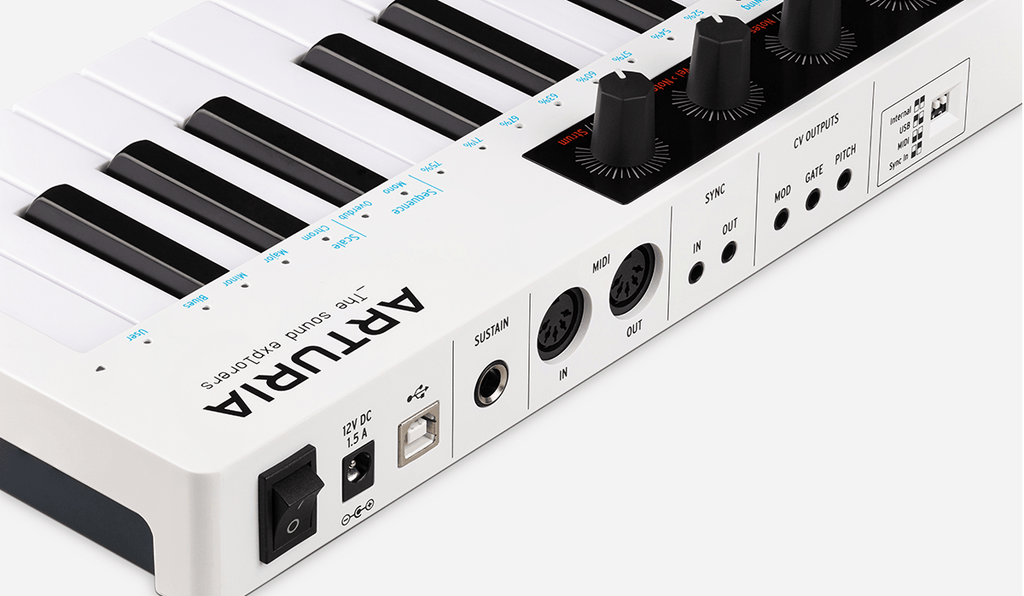 Arturia KeyStep 37 – 37-Key MIDI Controller & Polyphonic Sequencer with RGB Keys, USB, CV, MIDI, and Chord Mode