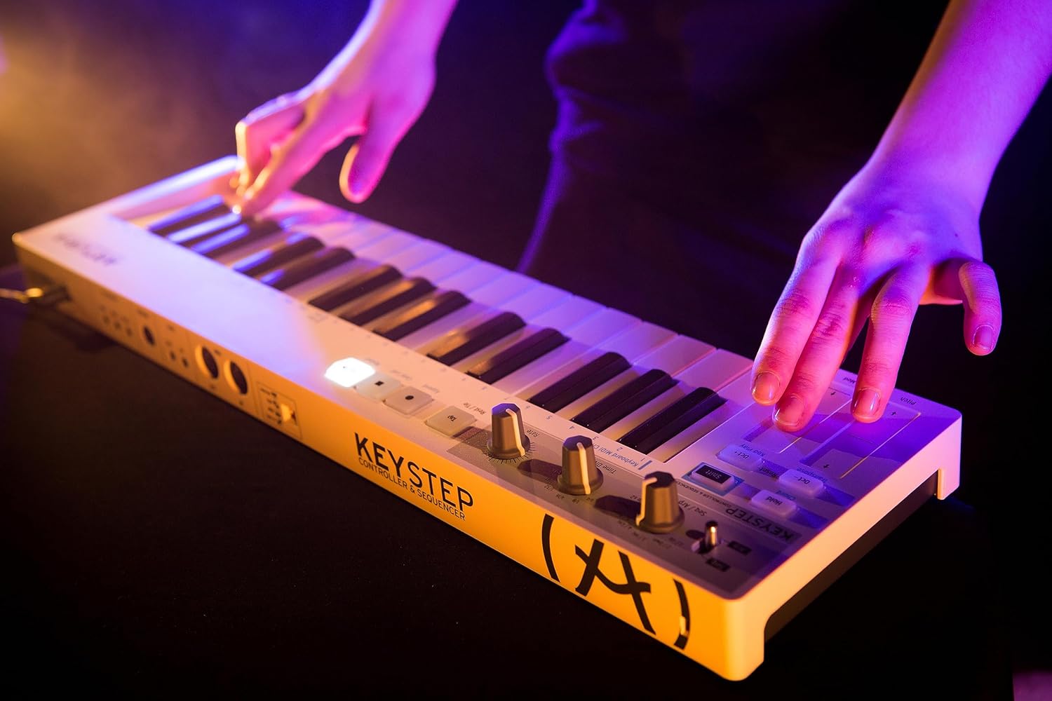 Arturia KeyStep 32-Key Portable MIDI Keyboard Controller & Sequencer – USB, CV, and DIN Sync