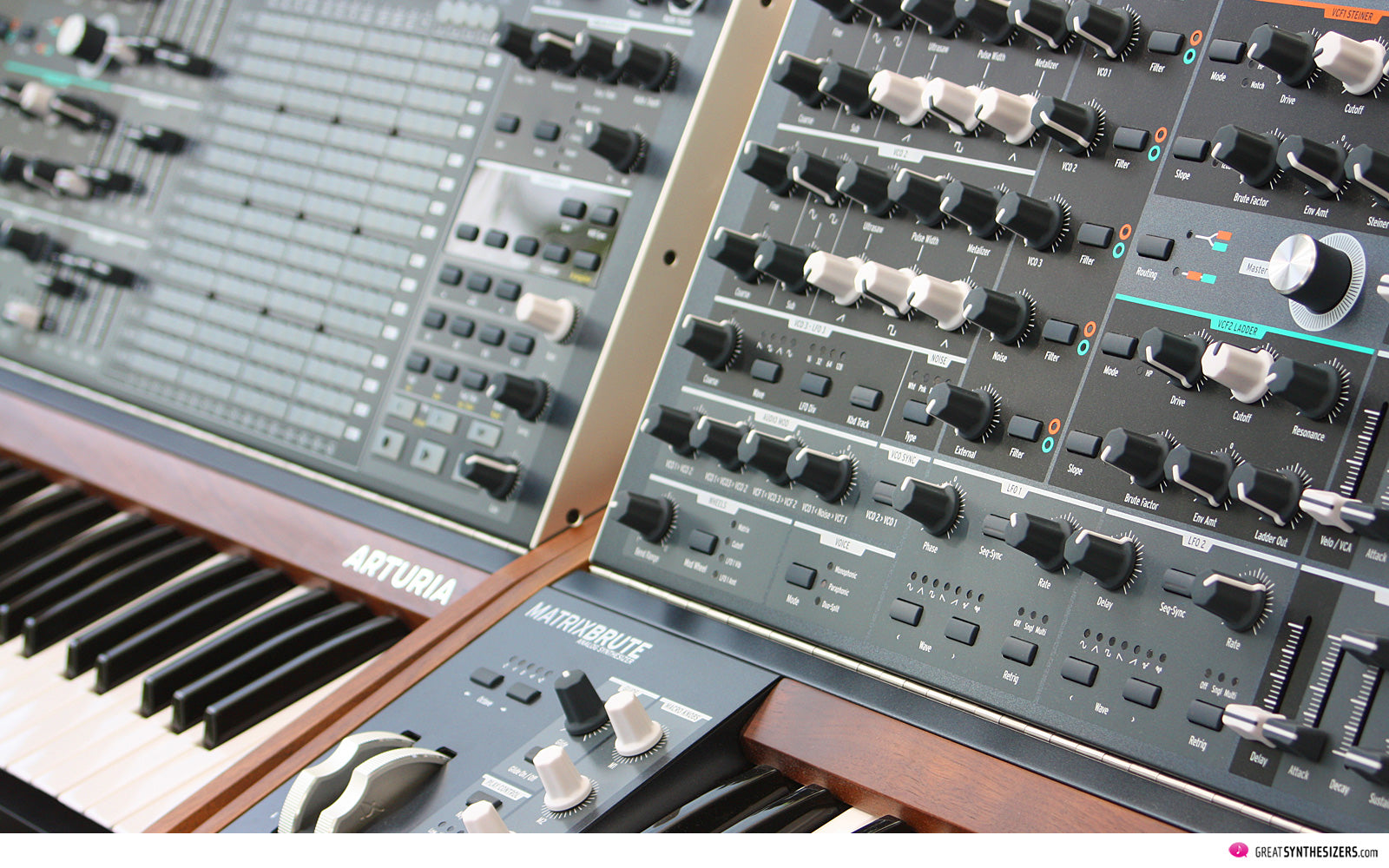 Arturia MatrixBrute