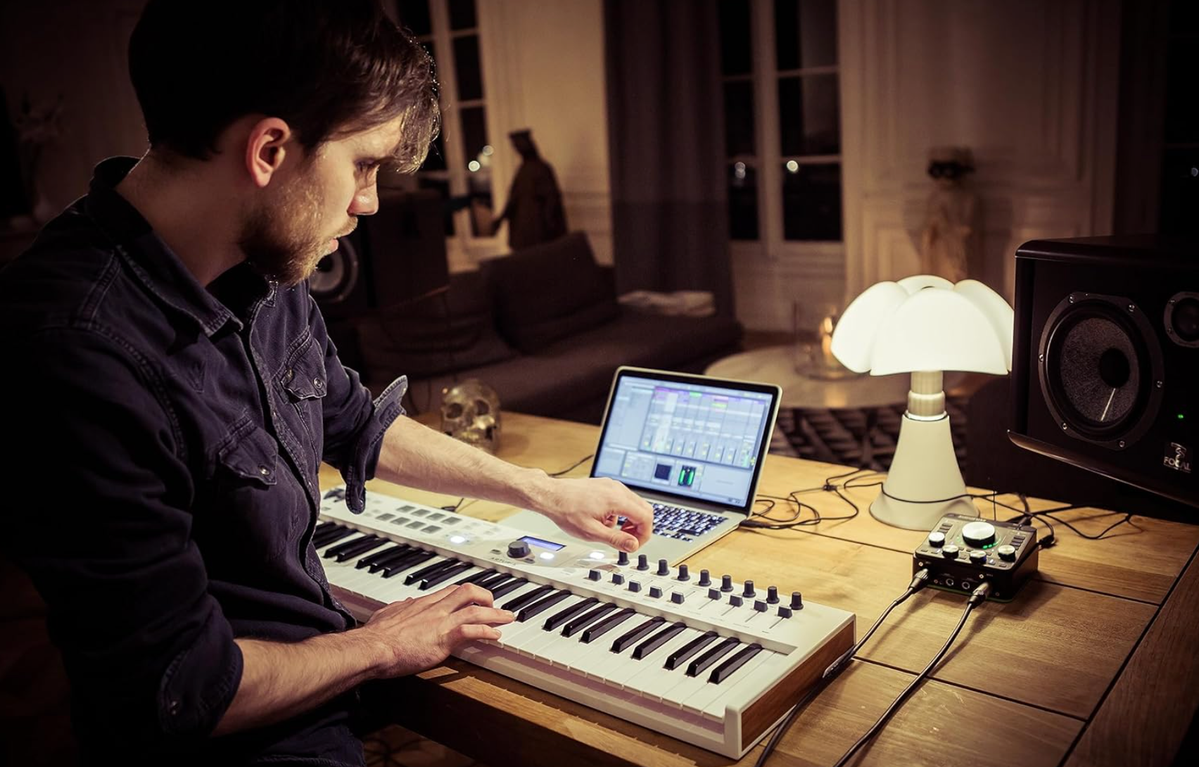 Arturia KeyLab Essential 61 MK3 MIDI Controller – 61 Keys, 9 Sliders, 8 Pads, USB-C, DAW Integration